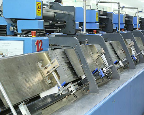 Fully automatic board book pages pasting& glue binding line