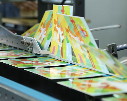 High speed paper board folding machine