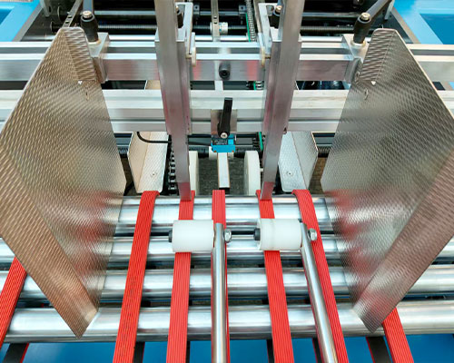 Semi-auto single feeder puzzle gluing machine