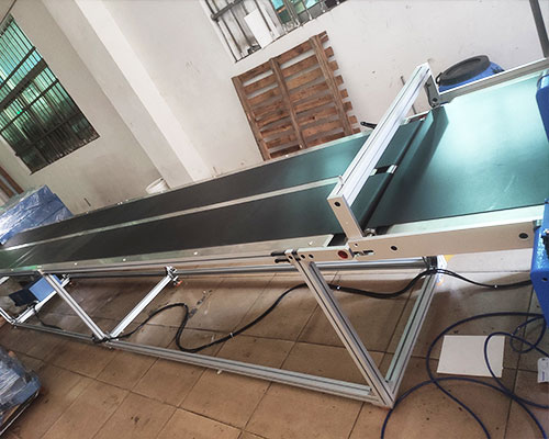 Semi-auto single feeder puzzle gluing machine